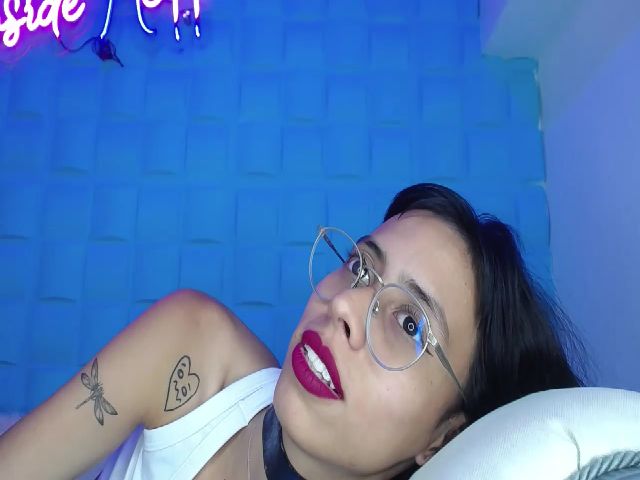 Live sex webcam photo for LITTLE_LOVE98 #271596768