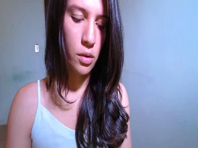 Live sex webcam photo for Shanyflores4 #271592192