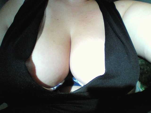 Live sex webcam photo for Sweet23emily #271591824