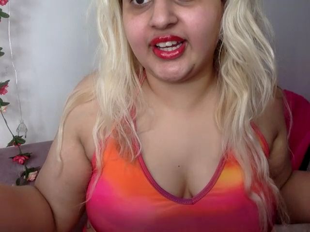 Live sex webcam photo for noureenrosex #271601230