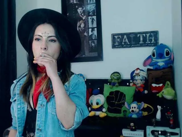 Live sex webcam photo for valentonisima #271599089