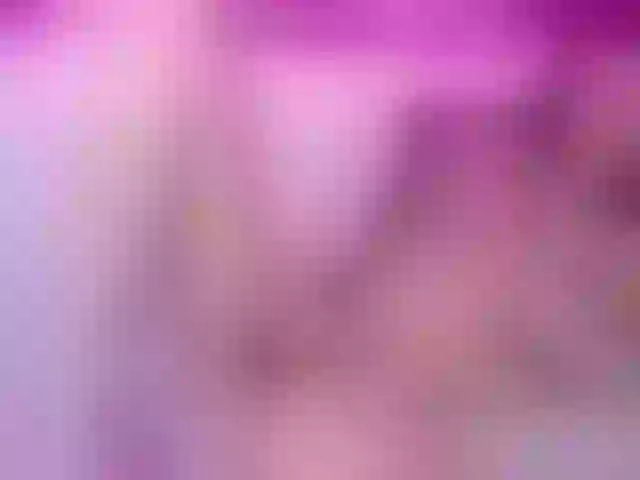 Live sex webcam photo for di-young #271594135