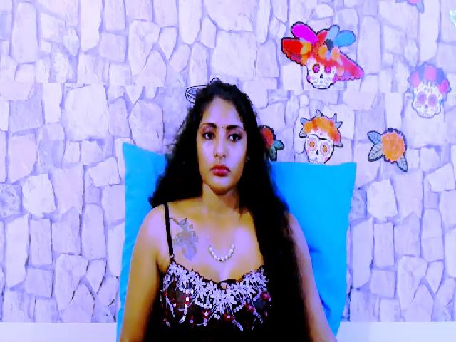 Live sex webcam photo for indian_extasy #271596004