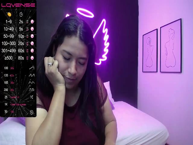 Live sex webcam photo for Luna_gamer4k #271593552