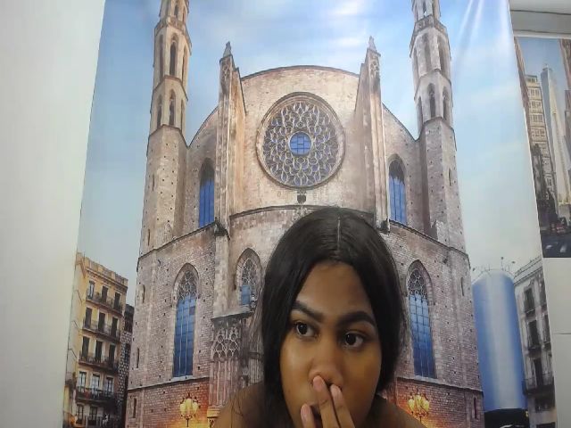 Live sex webcam photo for Liaperverted #271601175