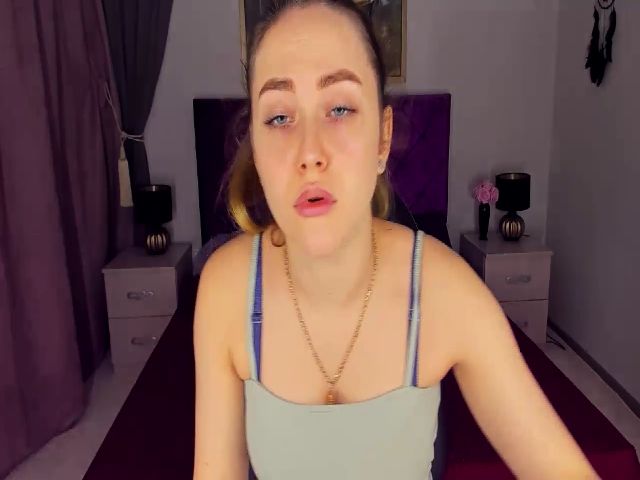 Live sex webcam photo for SeveiGold #271593722