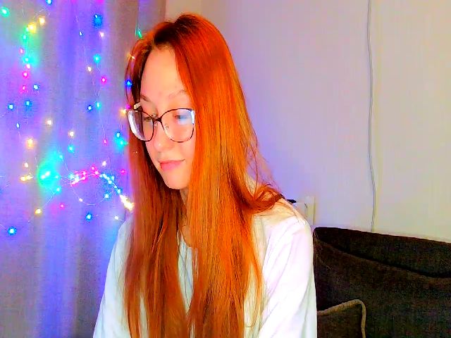 Live sex webcam photo for EmillyGinger #271596608