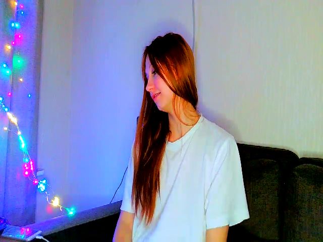 Live sex webcam photo for EmillyGinger #271601622