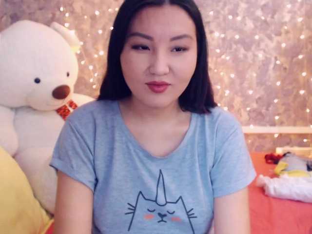 Live sex webcam photo for Charmerrr #271591793