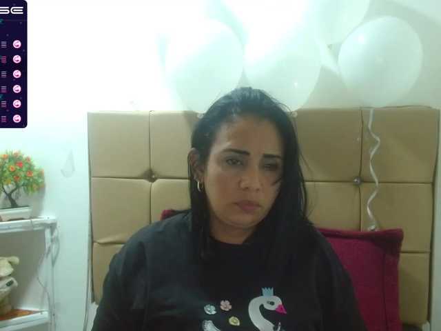 Live sex webcam photo for ninafrefire1 #271599209