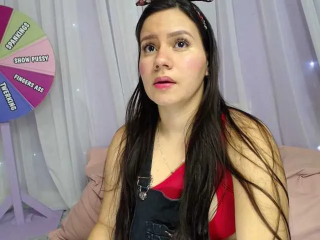 Live sex webcam photo for MIAREY- #271595106