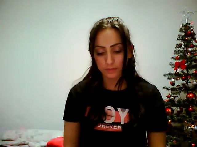 Live sex webcam photo for KarlaGuccy #271599527