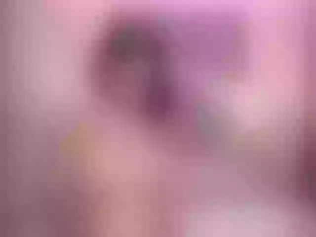 Live sex webcam photo for MarianneFox #271597631