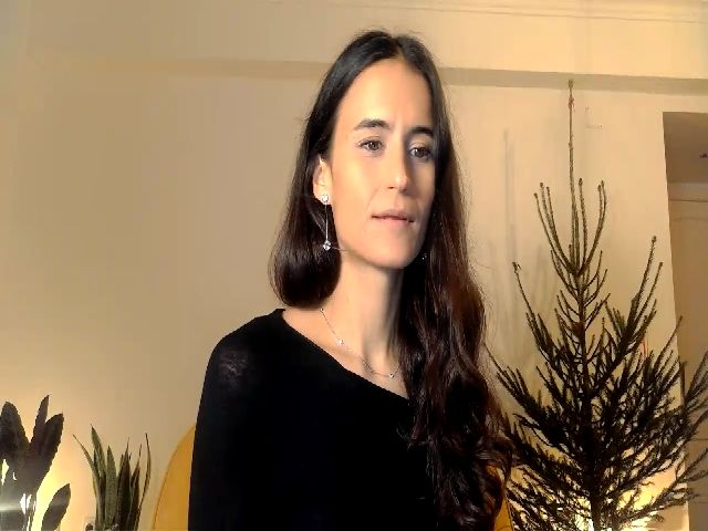 Live sex webcam photo for A_Venus #271588881