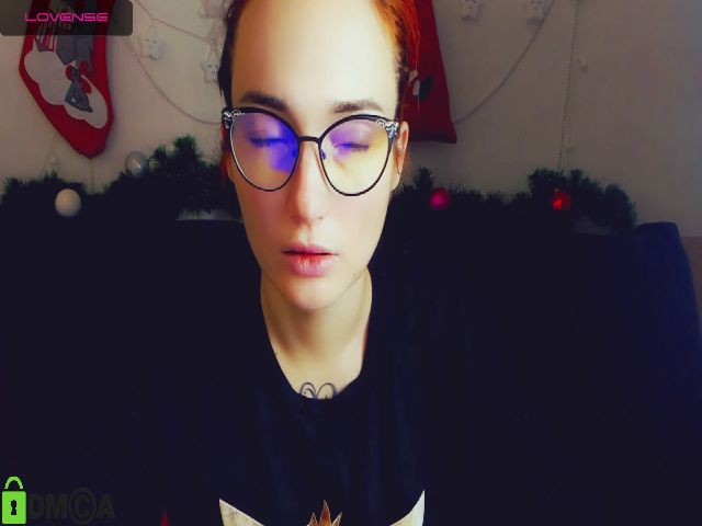 Live sex webcam photo for KimmAmbrell #271599960