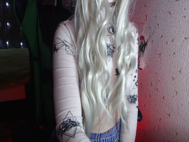 Live sex webcam photo for Hentaishing #271601703