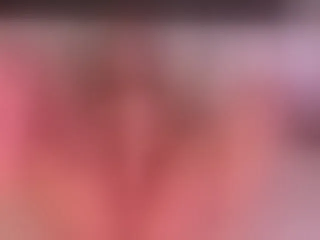 Live sex webcam photo for JessieDaniels #271603402