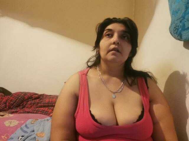 Live sex webcam photo for julija38 #271606205