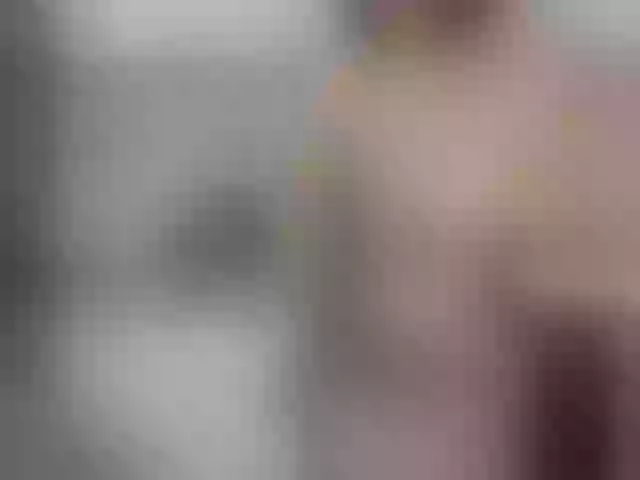 Live sex webcam photo for miss-s #271611427