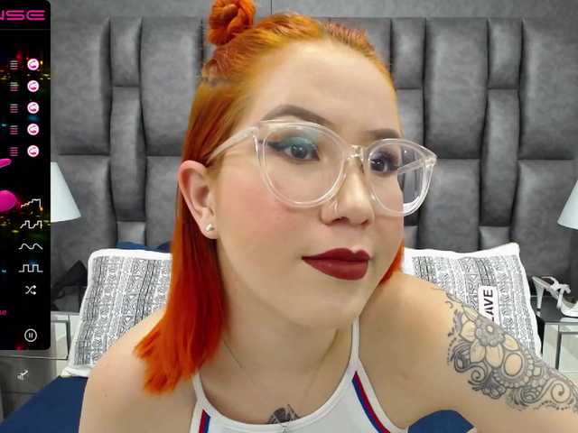 Live sex webcam photo for MeganJoss #271606617
