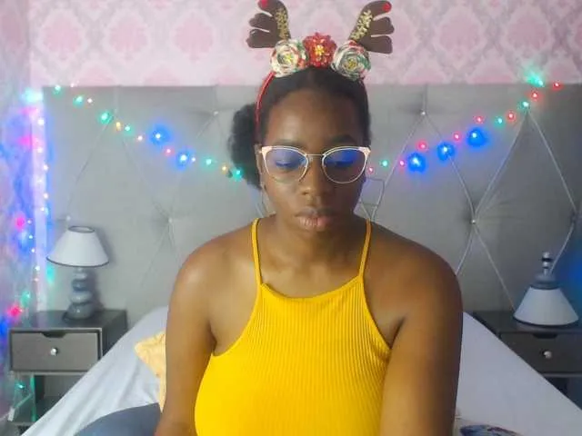 Live sex webcam photo for KayaBrown #287992318