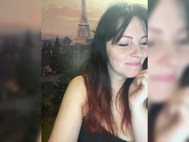Live sex webcam photo for VredinaVika #271601947