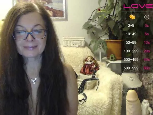 Live sex webcam photo for HelenBerg #271602203