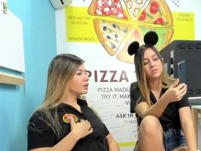 Live sex webcam photo for paolacartel #271602101