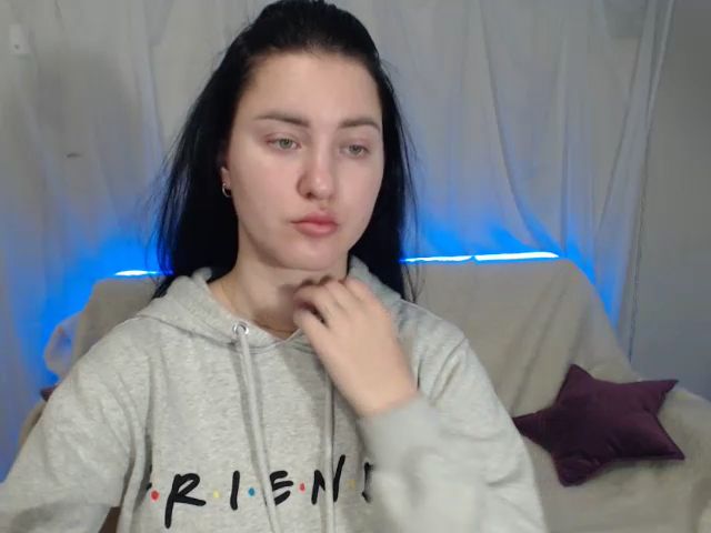 Live sex webcam photo for JenniferGill #271607117