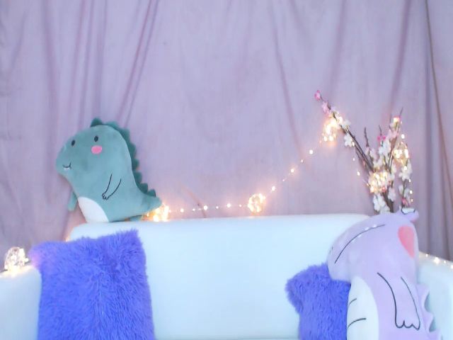 Live sex webcam photo for Miss_Lizzy_ #271604844