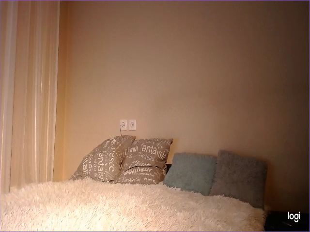 Live sex webcam photo for LulyXX #271604403