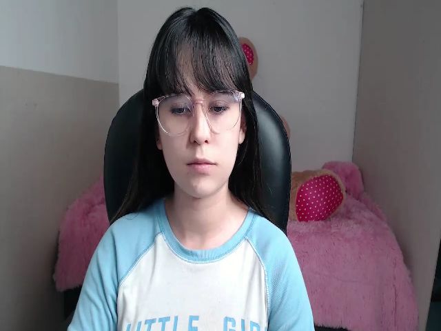 Live sex webcam photo for Paulette655 #271614366