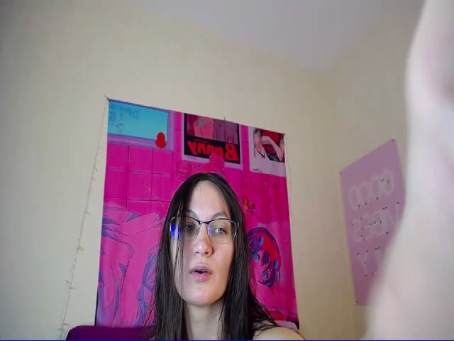 Live sex webcam photo for MelindaHopp #271605275
