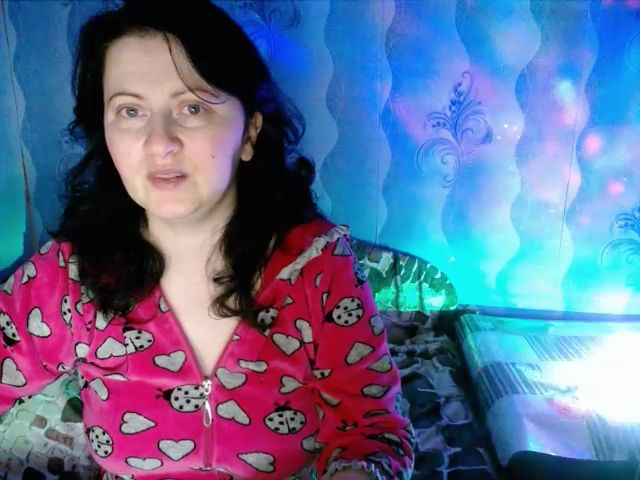 Live sex webcam photo for Alice2005 #271603832