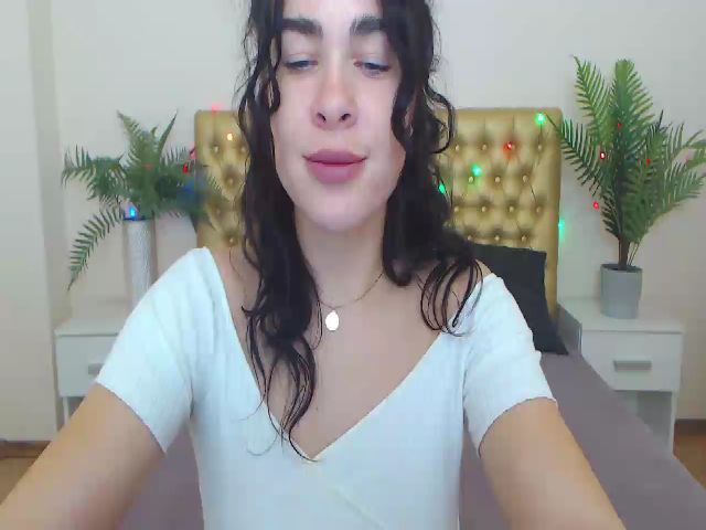 Live sex webcam photo for ErikaCurtees #271614861