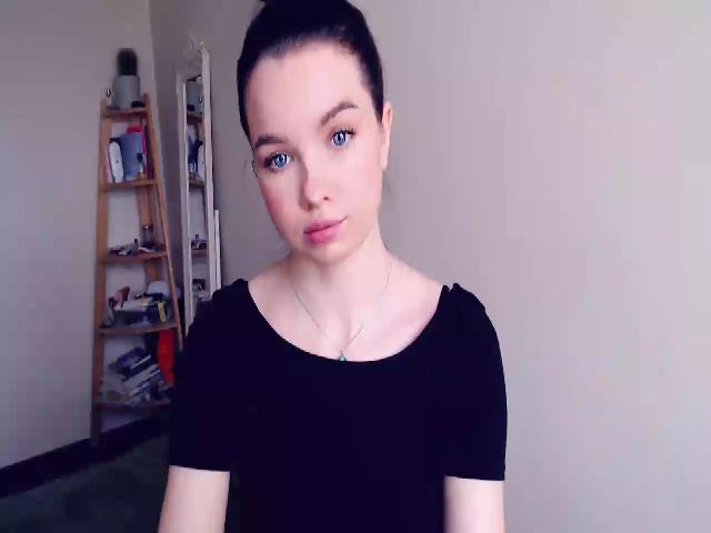 Live sex webcam photo for LesliParker #271607891