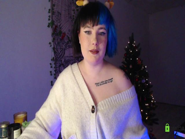 Live sex webcam photo for RoomOfGhosts #271614564