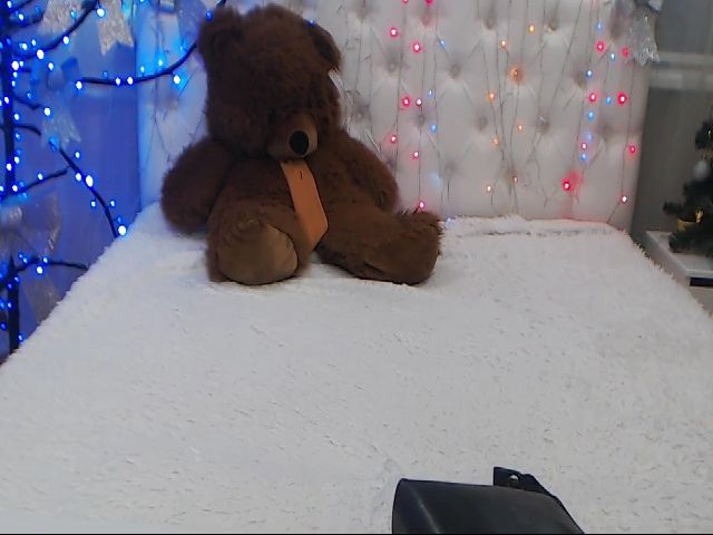 Live sex webcam photo for StarXLove #271607135