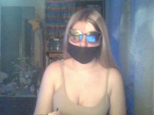 Live sex webcam photo for Irish8m #271602569