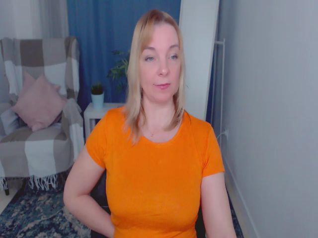 Live sex webcam photo for ReganLovely #271613791