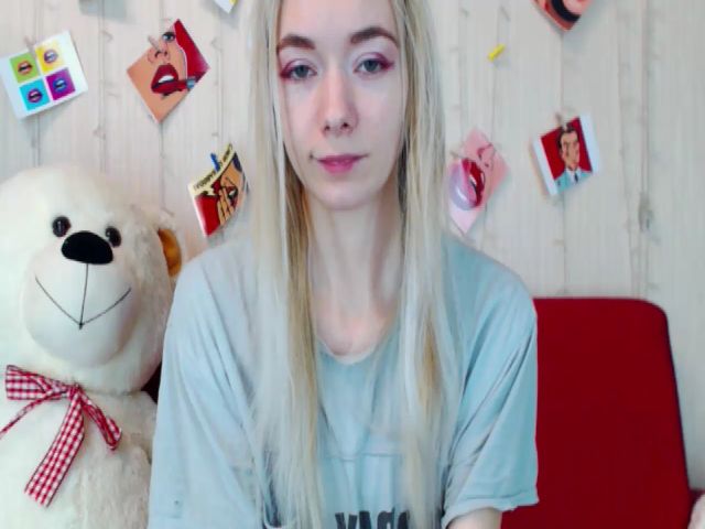 Live sex webcam photo for Nikki_Taylor_ #271604801