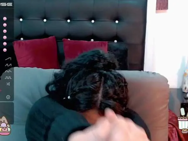 Live sex webcam photo for irinawilliam #271612656