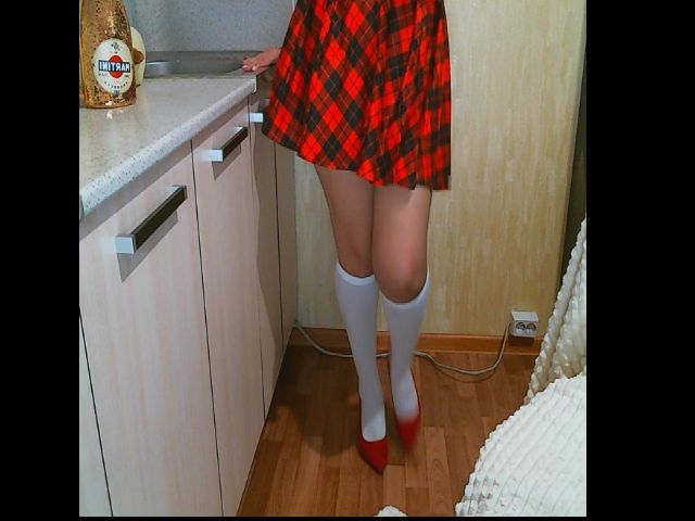 Live sex webcam photo for AhegaoMoli #271603317