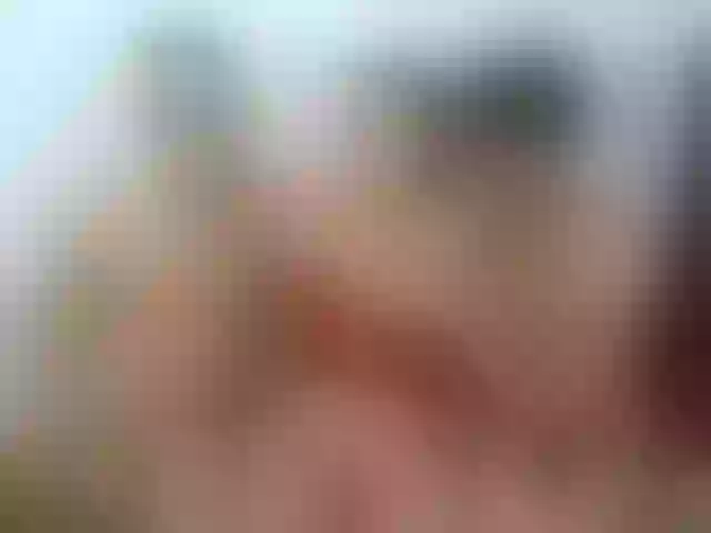 Live sex webcam photo for porn-amateur #271608680
