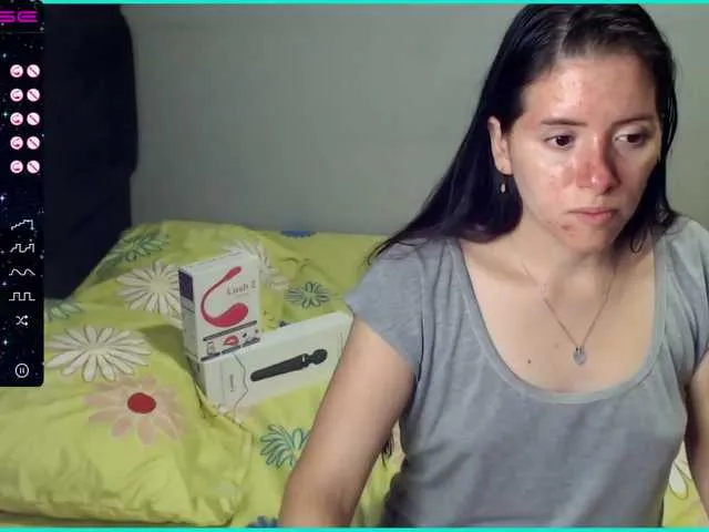 Live sex webcam photo for NataliaLuna #271603308