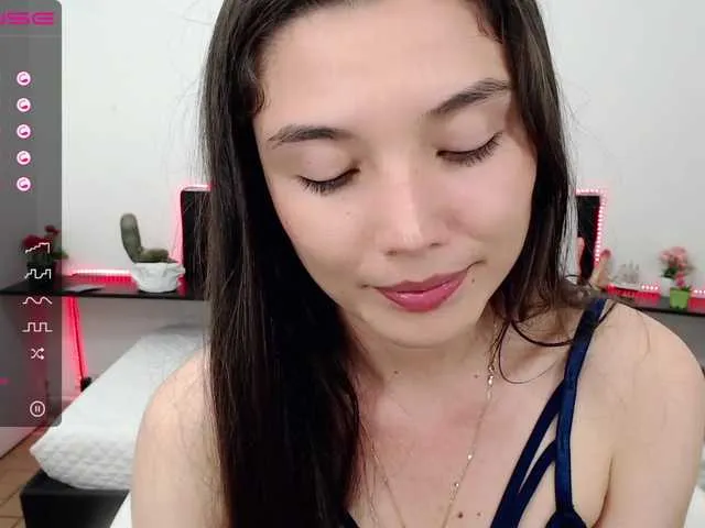 Live sex webcam photo for sol-naughty #271602644