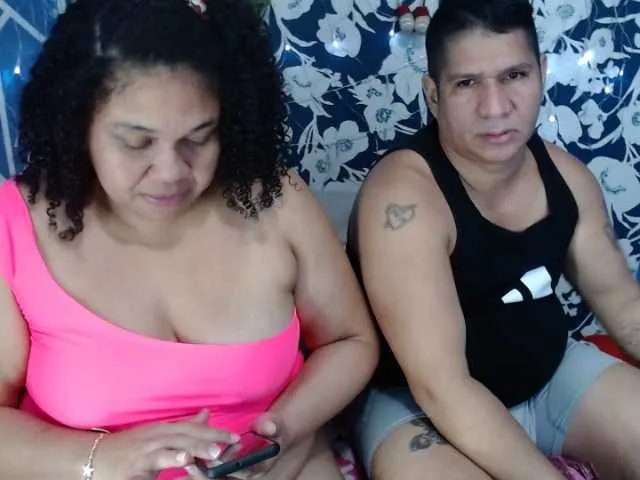 Live sex webcam photo for DuoLatinHot #271602858