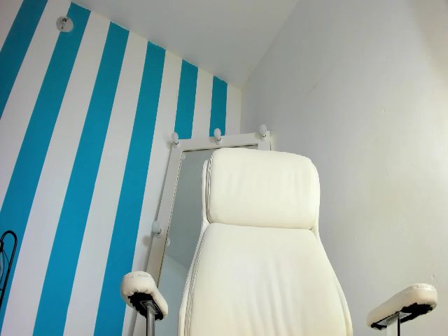 Live sex webcam photo for Lipsy_cute #271610323