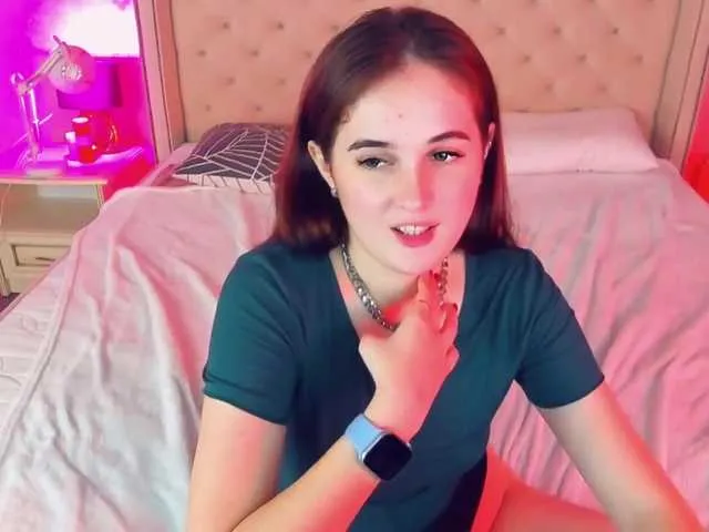 Live sex webcam photo for AmyShyy #271605778