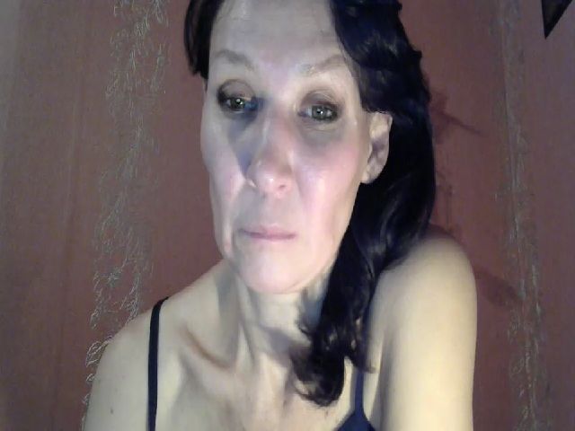 Live sex webcam photo for XHornyPussyXX #271612830